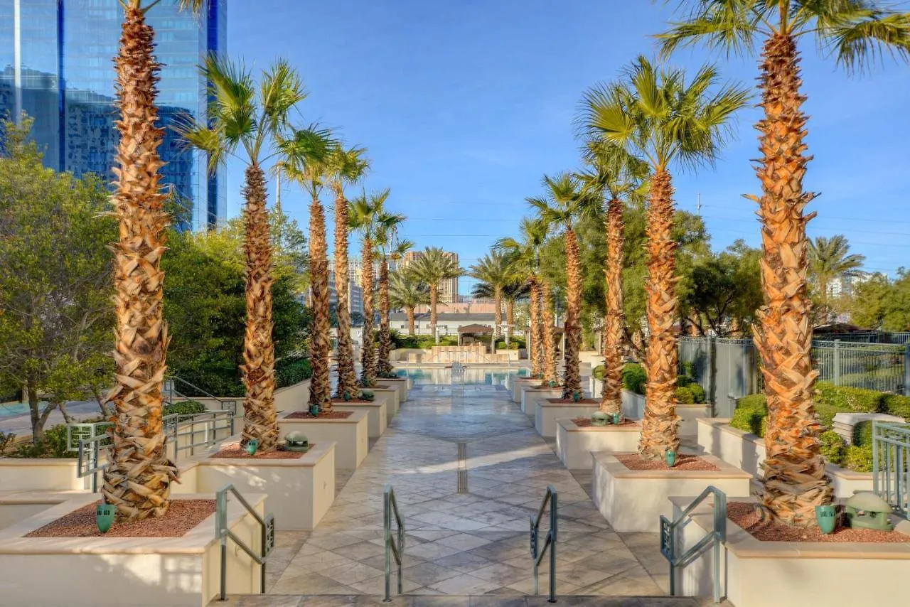 Mgm Signature-32-715 F1 Track & Strip View Balcony Las Vegas United States